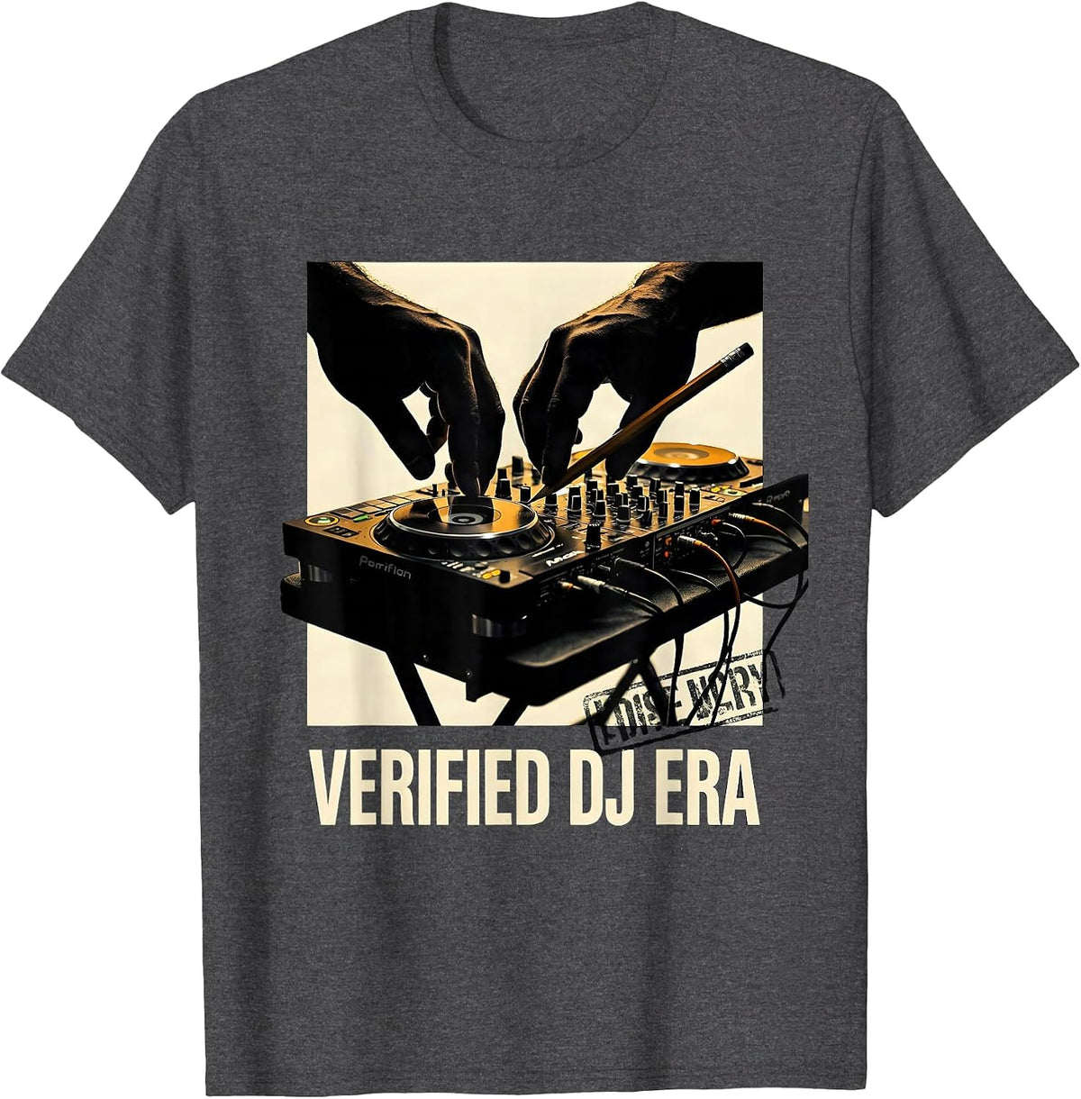 Men's Verified DJ Era Retro Hip Hop Golden Era Lyric Quote T-Shirt - Dark Heather Grey